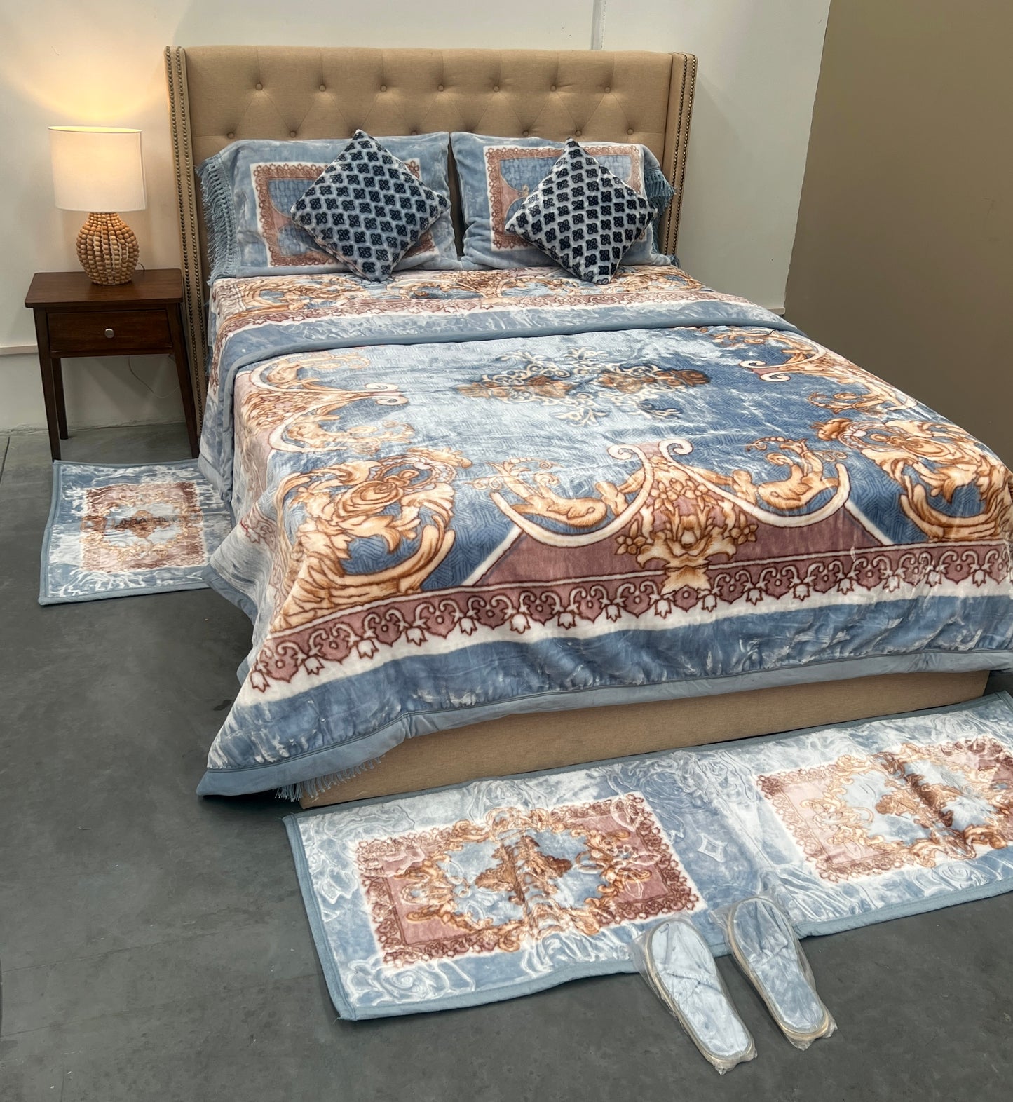 Cloudy Supreme 10 Pc Blanket Queen Size Bedding Set